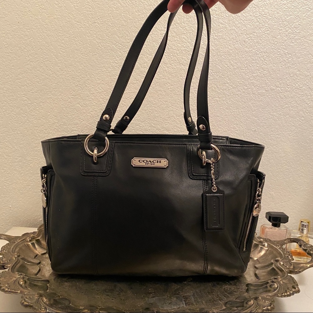 Coach shoulder purse